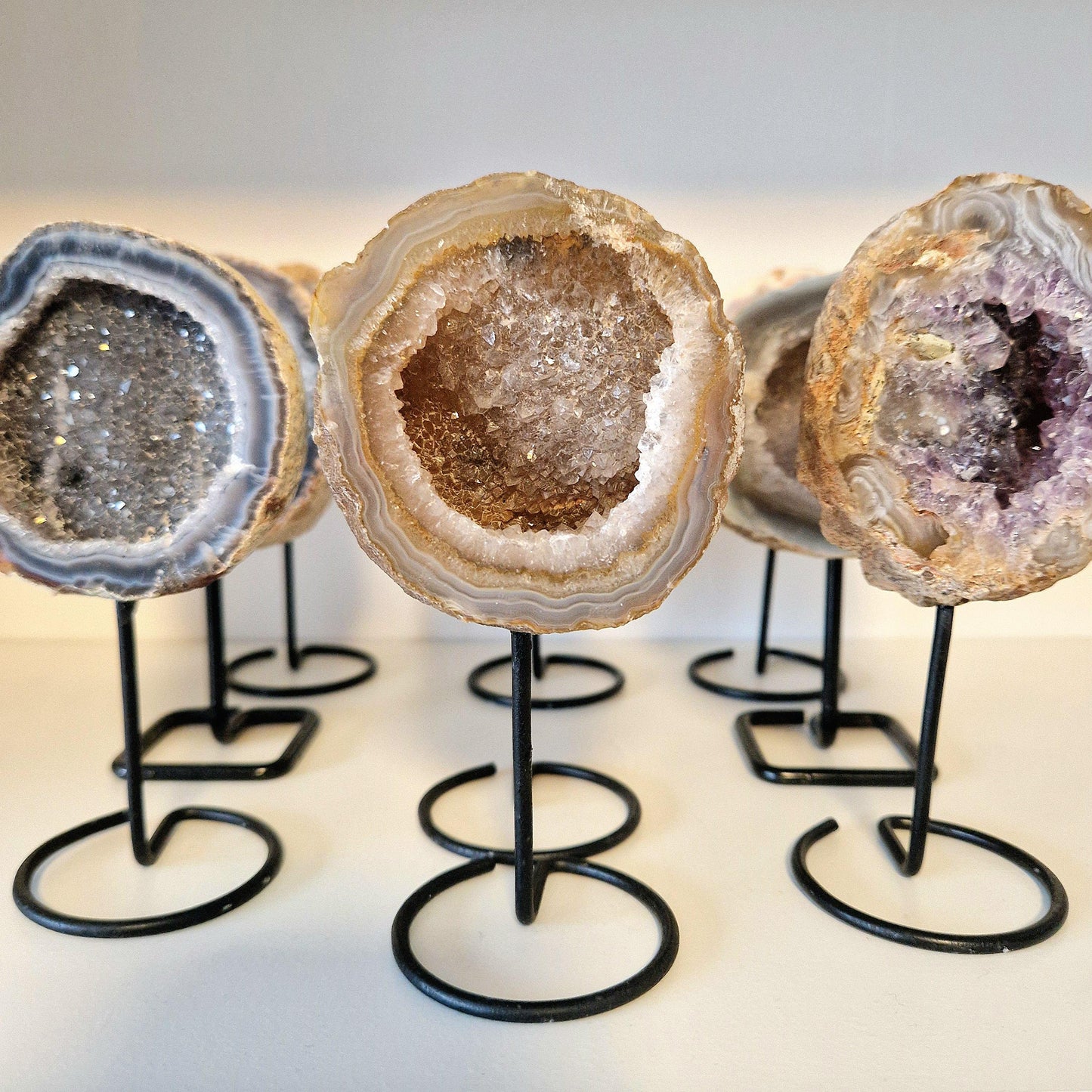 Achat-Geode auf Halter