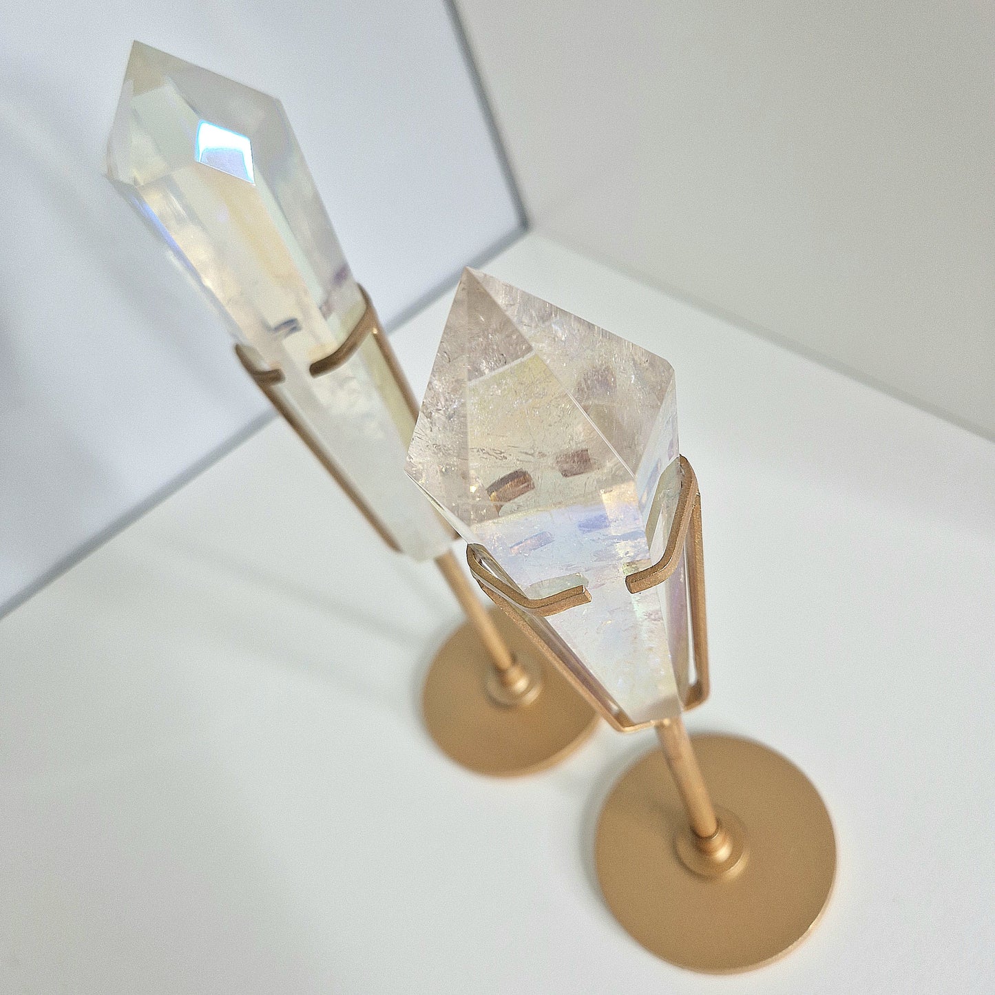 Aura Kwarts scepter op houder