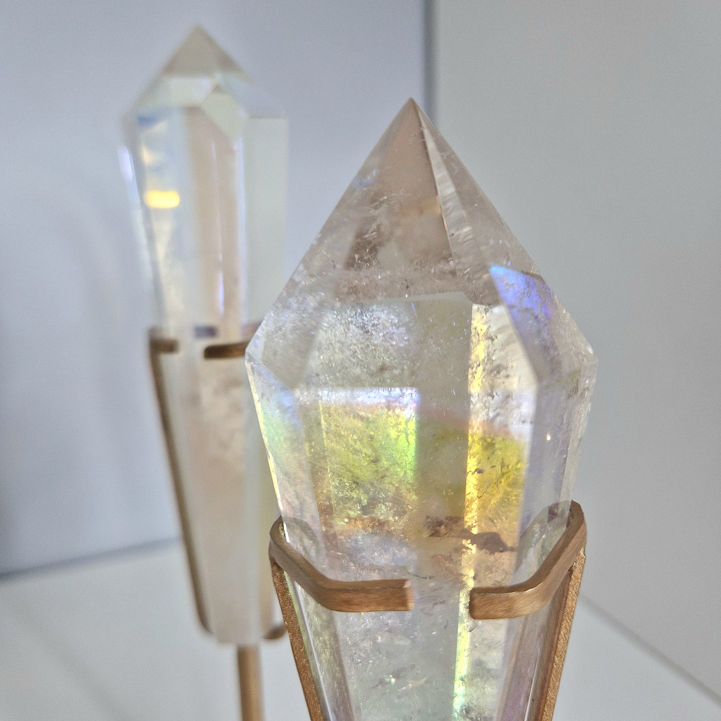 Aura Kwarts scepter op houder