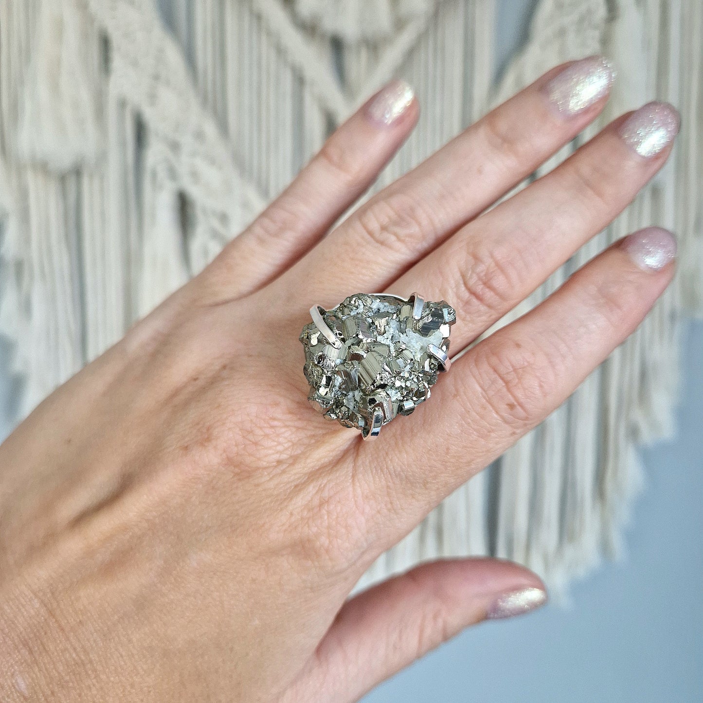 Pyriet ring