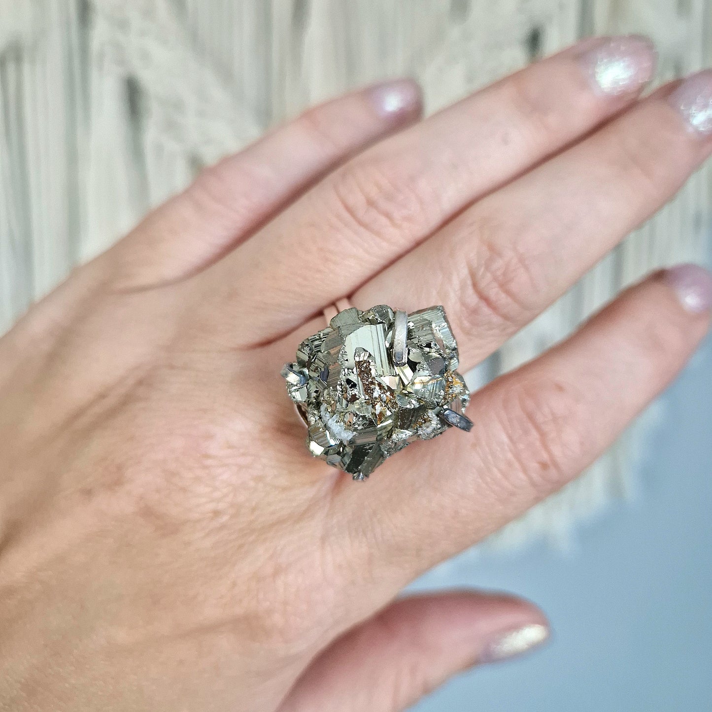 Pyriet ring