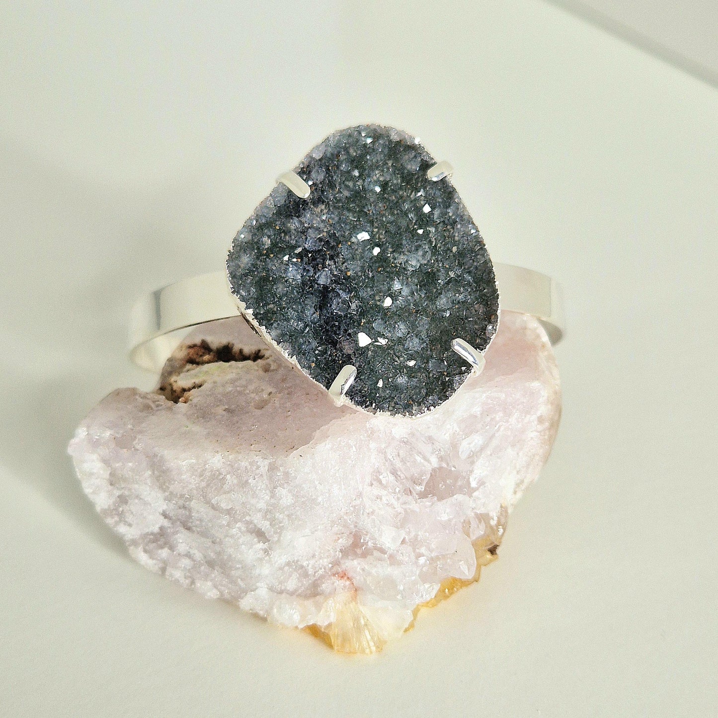 Regenbogen-Amethyst-Armband - Freiform