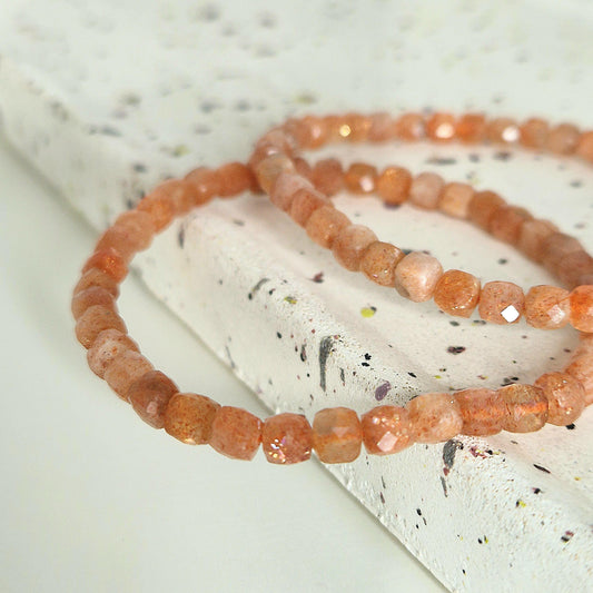 Zonnesteen Gefacetteerd Armband